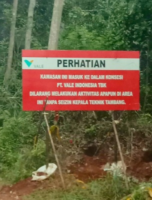 Papan Larangan Beraktivitas Oleh PT Vale Masyarakat Lahan Belum