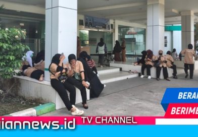 PULUHAN TENAGA KEBERSIHAN RSUD KONAWE MOGOK KERJA, TUNTUT UPAH SESUAI UMK DAN PERBAIKAN SISTEM KERJA